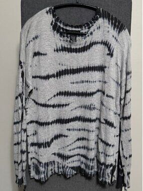 Design365 Long Sleeve Lightweight Sweater
